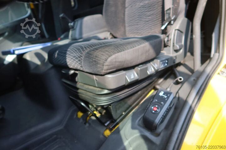Recovery vehicle Mercedes-Benz Atego 1221 L Takelwagen 6 persoons