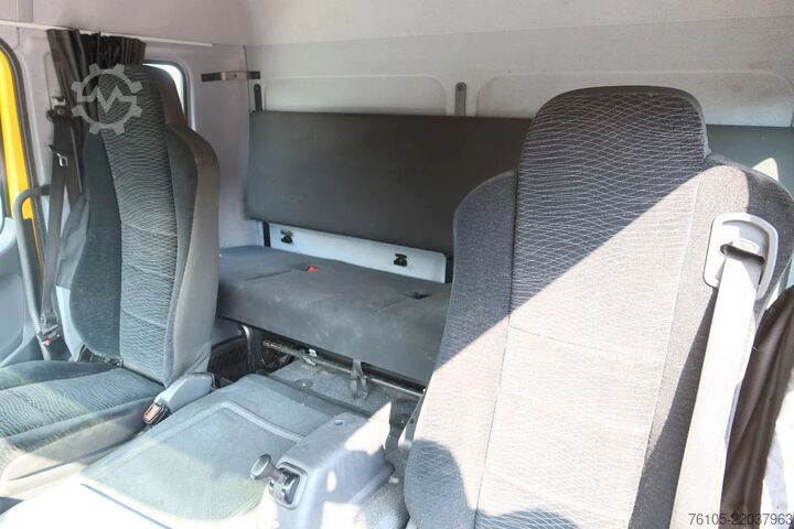 Recovery vehicle Mercedes-Benz Atego 1221 L Takelwagen 6 persoons