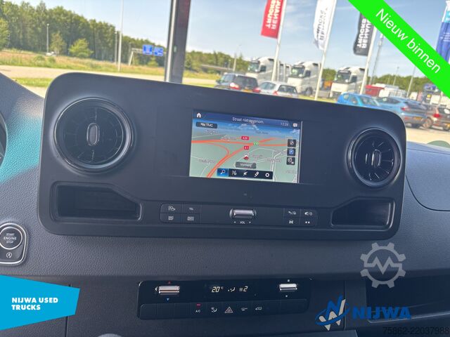 High-roof van Mercedes-Benz Sprinter 317 L3H2 Navigatie + Achteruitrijcamera