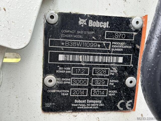 Loader Bobcat S70