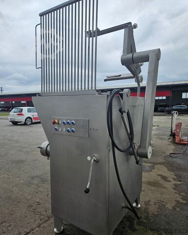 Meat grinder Kilia Grinder with lift E130