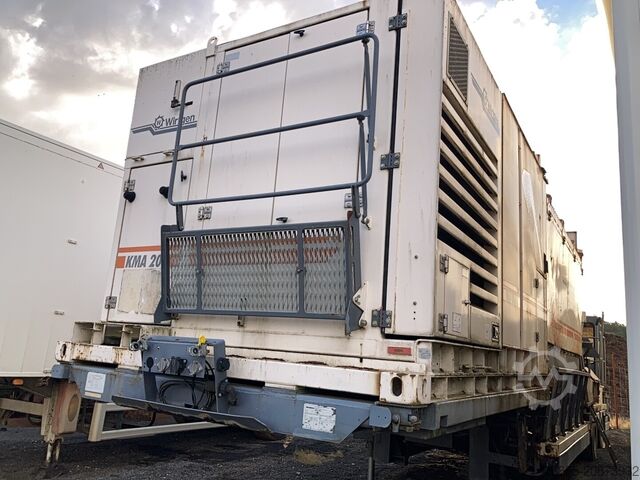 Asphalt Recycler Wirtgen KMA 200