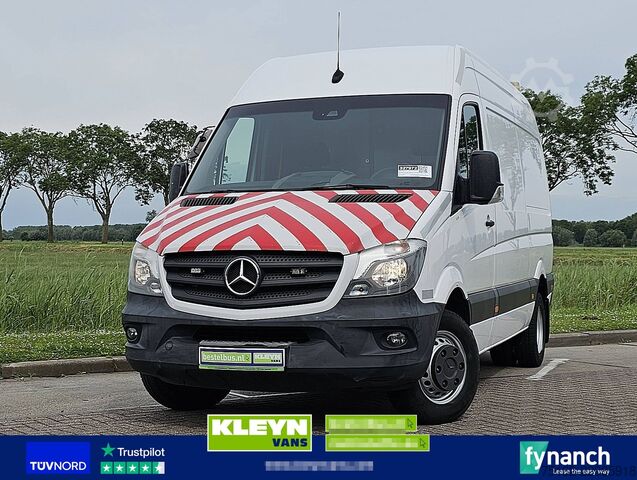 High-roof van MERCEDES-BENZ SPRINTER 519 L2H2 V6 3.0Ltr Airco