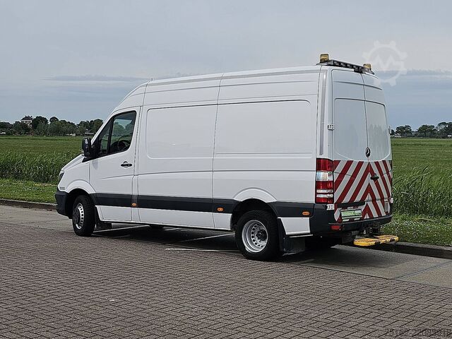High-roof van MERCEDES-BENZ SPRINTER 519 L2H2 V6 3.0Ltr Airco