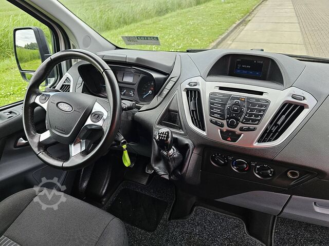 Passenger transportation FORD TRANSIT CUSTOM 2.0 9-Persoons NAP Euro6