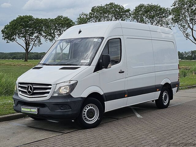 High-roof van MERCEDES-BENZ SPRINTER 314 L2H2 Trekhaak Euro6!