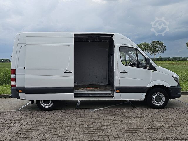 High-roof van MERCEDES-BENZ SPRINTER 314 L2H2 Trekhaak Euro6!