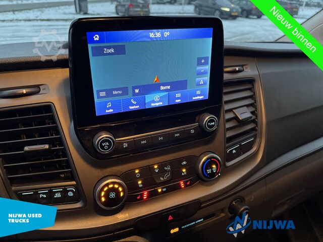 High-roof van Ford Transit Custom 300 L2H1 Trekhaak + Navigatie