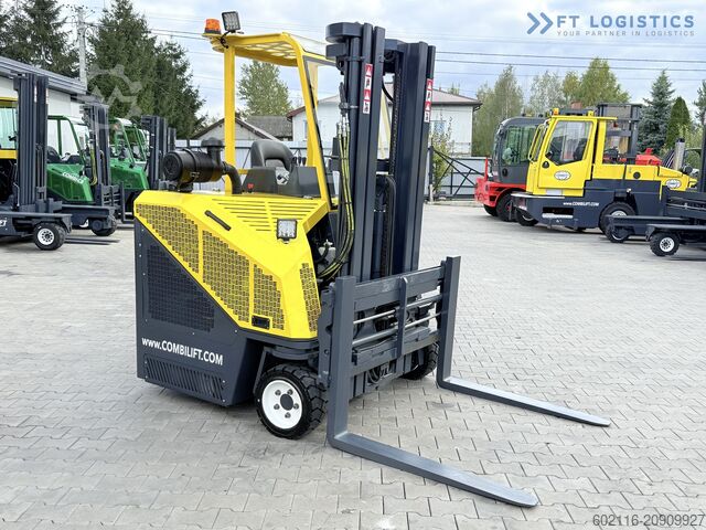 4-way forklift Combilift C3000CB GAS TRIPLEX 4900 POSITIONER TOP1