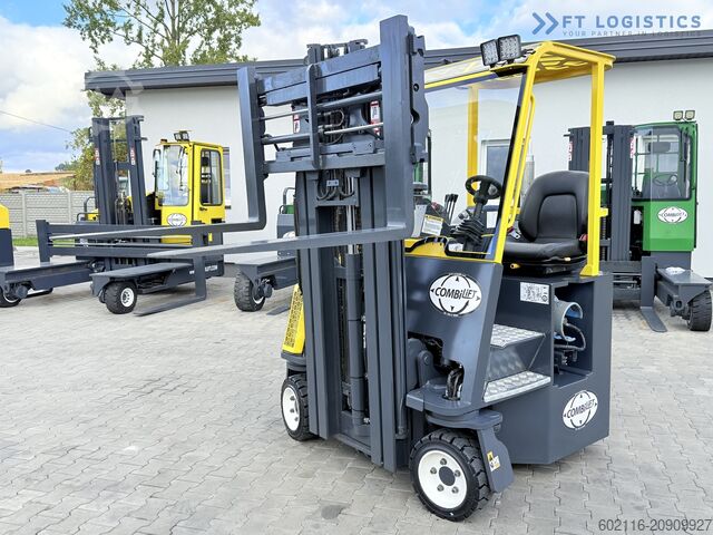 4-way forklift Combilift C3000CB GAS TRIPLEX 4900 POSITIONER TOP1