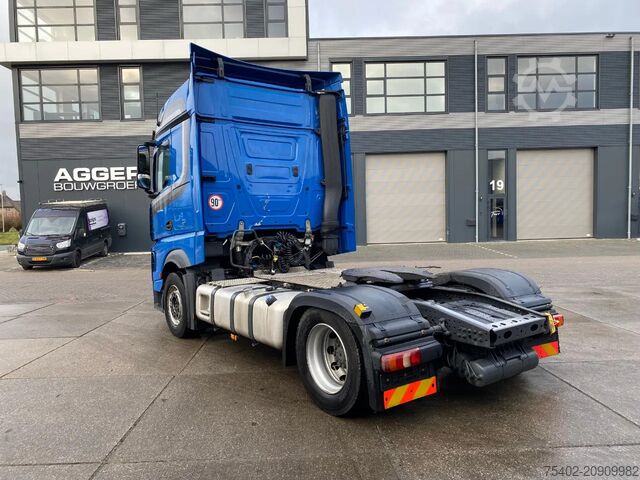 Standard tractor Mercedes-Benz Actros 1942 / StreamSpace / 2x Tank / Stand Airco