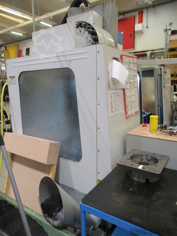 Vertical machining center Mikron VCE 1250