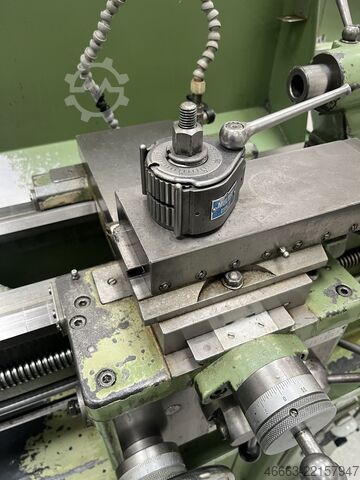 Lathe machine from a school Weiler Matador