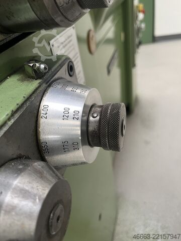 Lathe machine from a school Weiler Matador