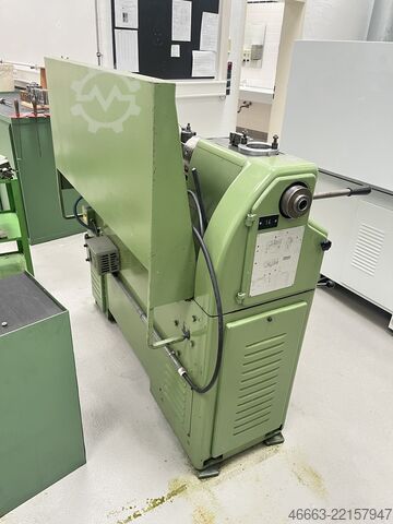 Lathe machine from a school Weiler Matador
