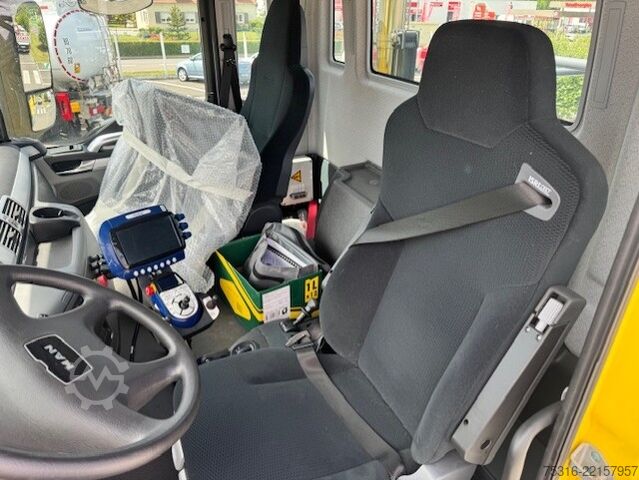 Special purpose truck MAN TGS 18.480