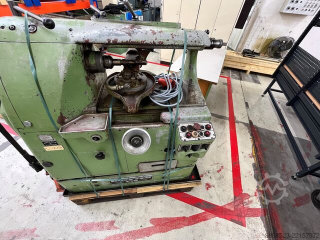 Gear hobbing machine Koepfer 150