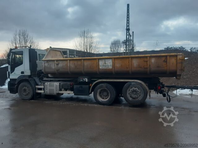 Skip truck Iveco AD260Y/PS
