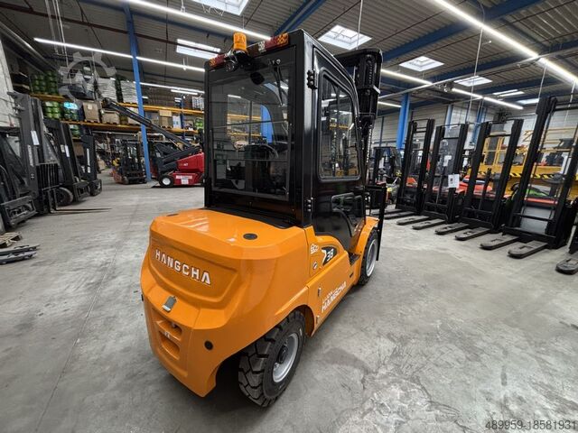 Electric 4-wheel forklift Hangcha Elektrostapler CPD38