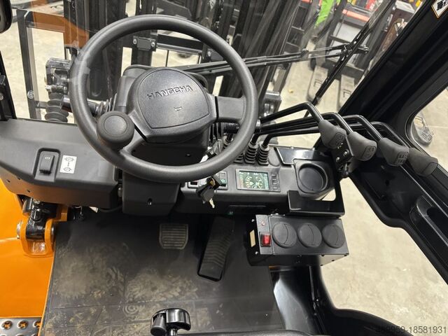 Electric 4-wheel forklift Hangcha Elektrostapler CPD38