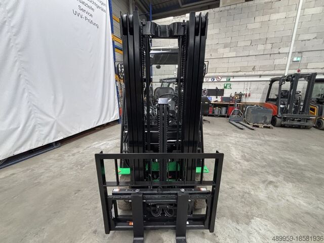 Electric 3-wheel forklift Hangcha Elektrostapler CPDS15