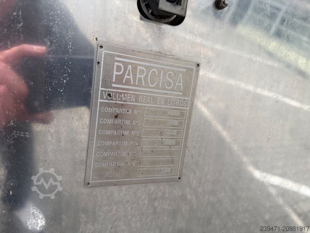 Tanker semitrailer  Parcisa Lebensmitteltank 4-Kammer 31.000L SAF
