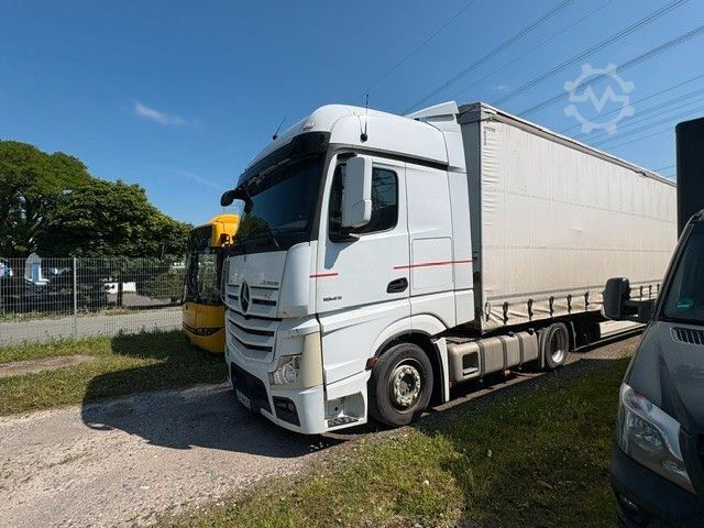 Volumen SZM MERCEDES-BENZ 1845 LS GiGa Space