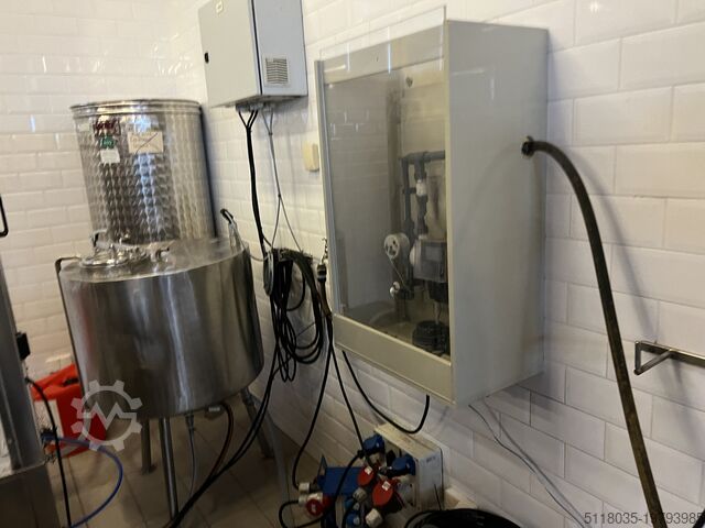 Komplette Abfüllanlage für Wein  