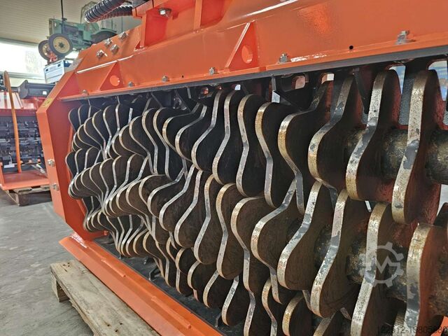 Schaufelseparatoren Wolf Technik für Baumaschinen Terra-Star TSC.153.S154