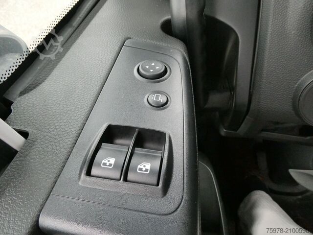 Box truck Iveco Eurocargo 180E32 K