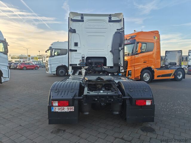 Standard tractor unit Ford Truck F-Max