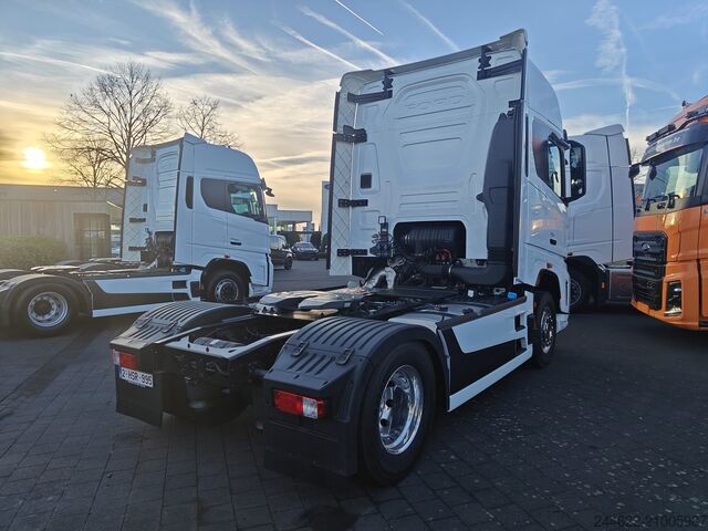 Standard tractor unit Ford Truck F-Max