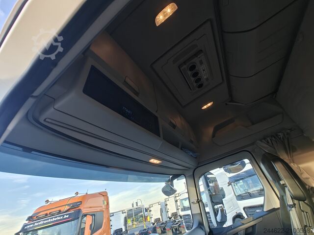 Standard tractor unit Ford Truck F-Max