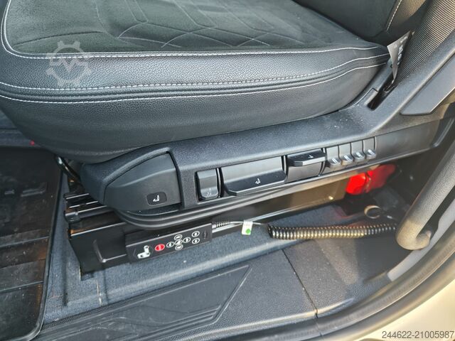 Standard tractor unit Ford Truck F-Max