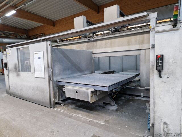 CNC-Bearbeitungszentrum MAKA MM 7t