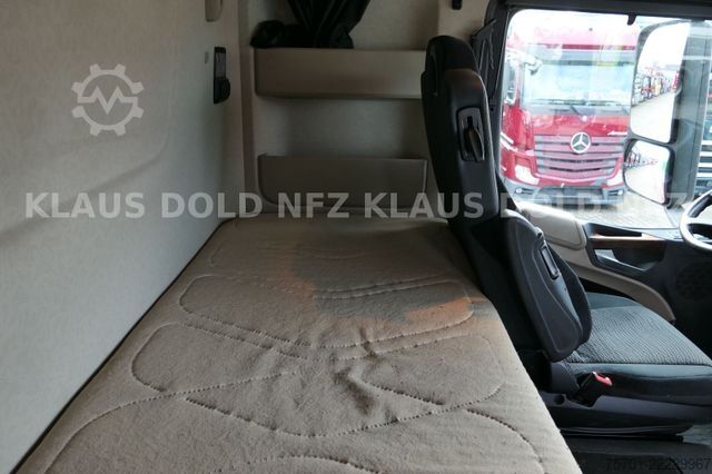 LKW mit Kofferaufbau MERCEDES-BENZ Actros 1842 Koffer Vollluft LBW Euro 6