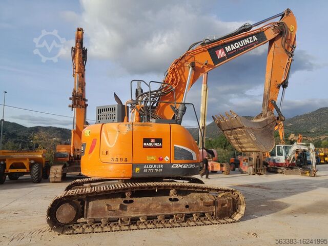 Crawler excavator Doosan DX235LCR