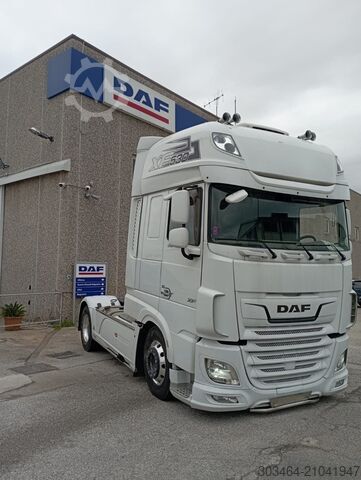 Standard tractor unit DAF XF 530 ST