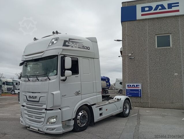 Standard tractor unit DAF XF 530 ST