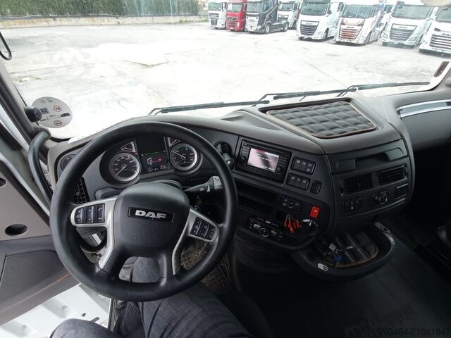 Standard tractor unit DAF XF 530 ST