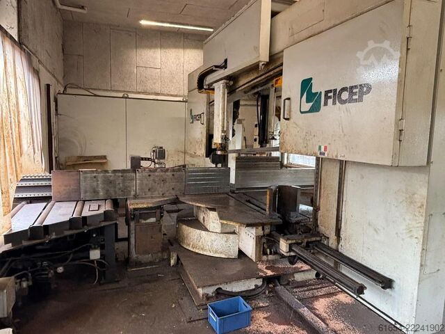 Gebrauchte CNC-gesteuerte Bandsägemaschine von FICEP, Modell KI 15L FICEP KI 15L