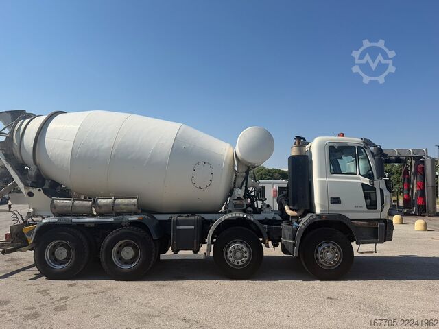Concrete mixer truck Astra HD8 84.44
