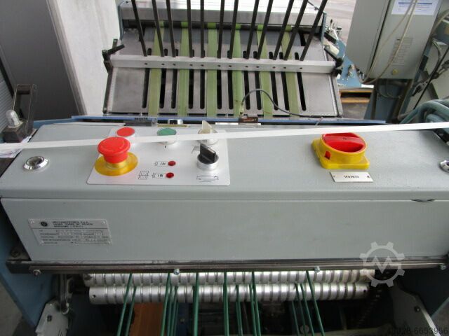 AUSLAGE MIT PRESSSTATION MECCANOTECNICA LEGA 55