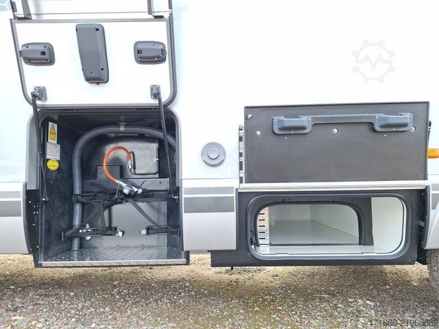 Teilintegriertes Wohnmobil HYMER/ERIBA B-Klasse MC T 680