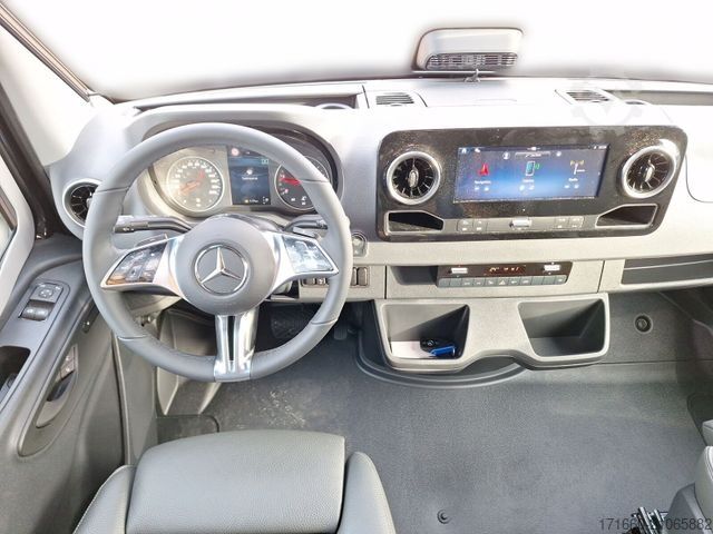 Teilintegriertes Wohnmobil HYMER/ERIBA B-Klasse MC T 680