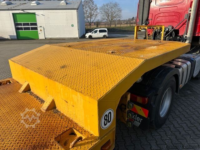 Tieflader-Sattelauflieger MÜLLER-MITTELTAL TS 3 / hydr. Rampen