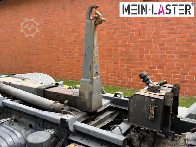 Tipper van MERCEDES-BENZ 818 Abroller City Container