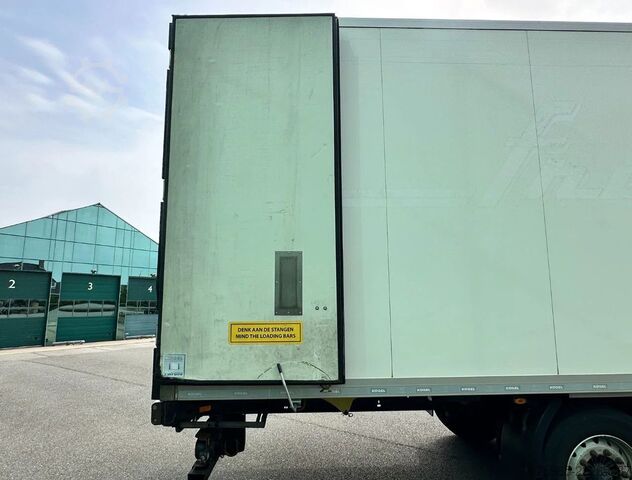 Reefer semitrailer KÖGEL S24-4 THERMO KING SLXi 300 LIFT AXLE 1340x250x27