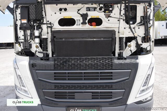 Standard SZM VOLVO FH 460 Globetrotter XL i-Save