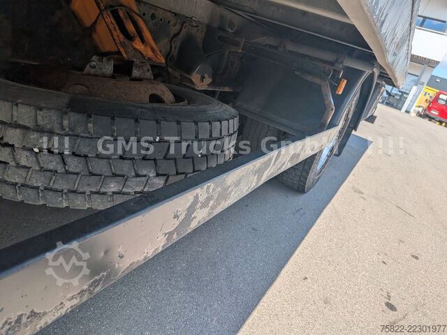 Flatbed truck MAN TGl 8.250 / Pritsche / Tüv / 6 Zylinder / Klima